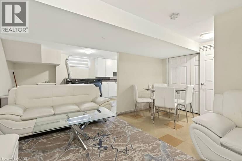 20 ST CHARLES Drive — photo 15 of 26