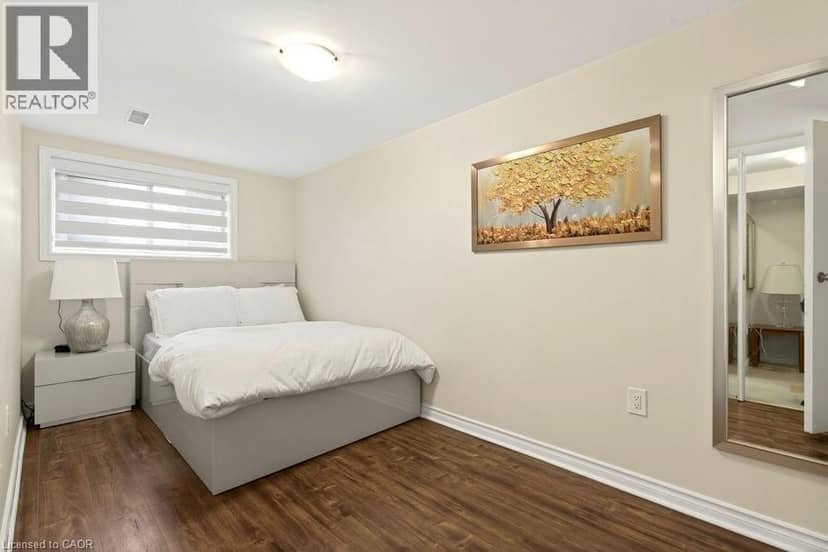 20 ST CHARLES Drive — photo 16 of 26