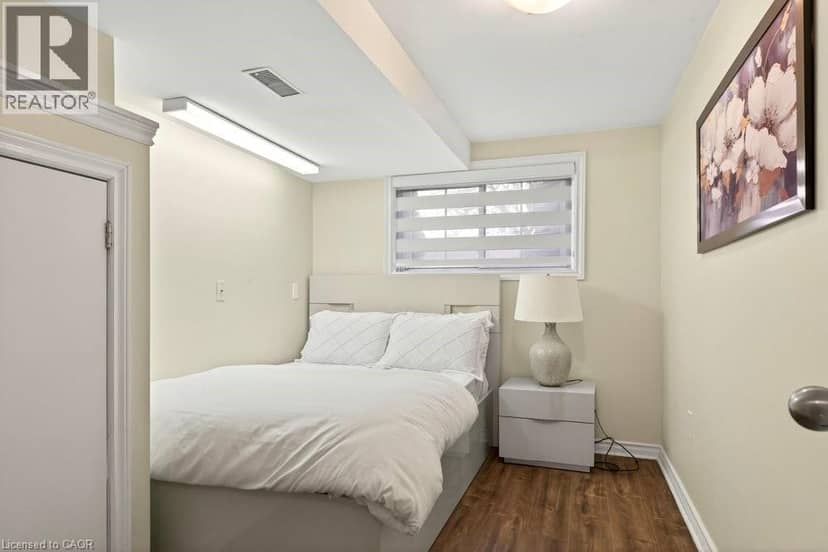 20 ST CHARLES Drive — photo 17 of 26