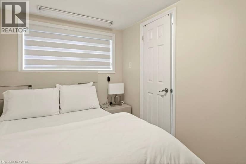 20 ST CHARLES Drive — photo 18 of 26