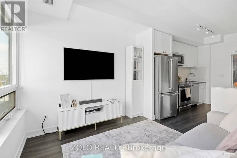 335 - 621 Sheppard Avenue E — photo 11 of 40