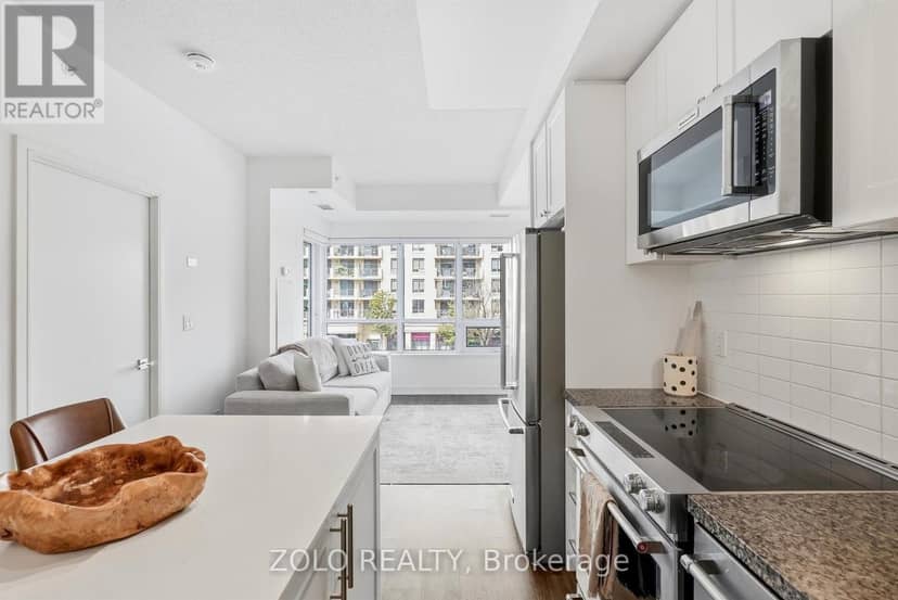 335 - 621 Sheppard Avenue E — photo 15 of 40