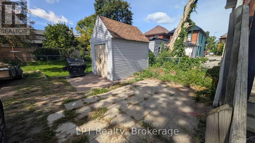 265 Bethune Street — photo 18 of 20