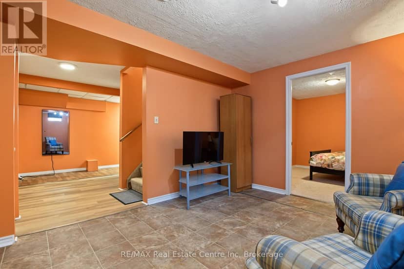 71 Linda Drive — photo 34 of 40
