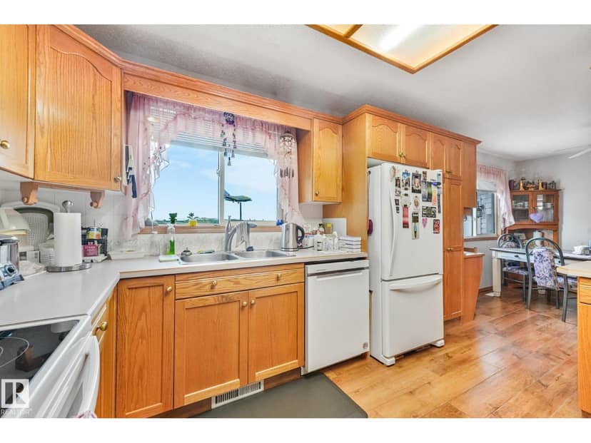 55120 Highway 2 NW — photo 39 of 40