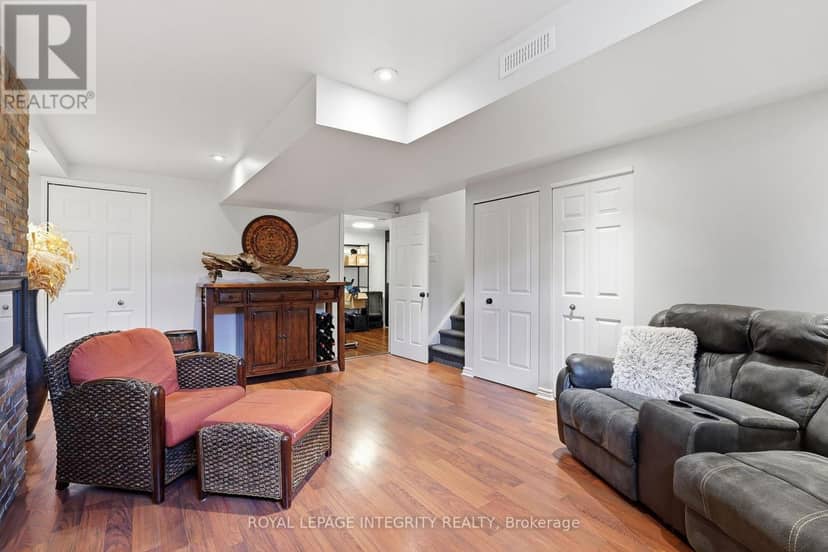 3365 Elie Crescent — photo 26 of 40