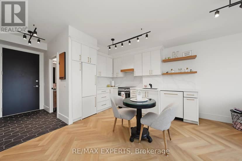 414 - 4700 Highway 7, Vaughan, photo 5