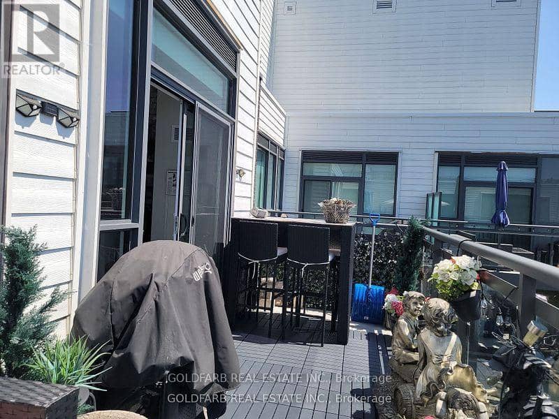 B401 - 271 Sea Ray Avenue — photo 9 of 10