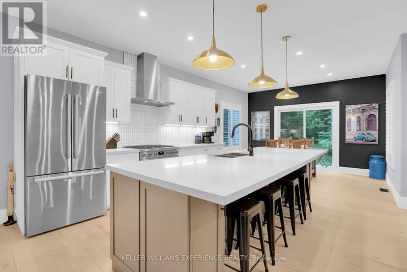 41 Heron Boulevard, Springwater, photo 3