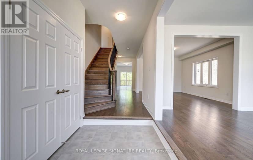 205 Warden Street, Clearview, photo 3
