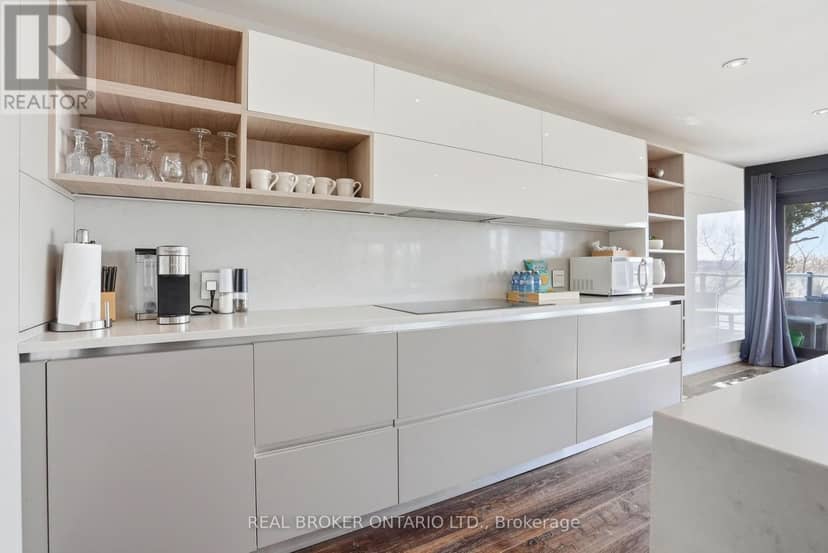 868 Danforth Place — photo 11 of 40