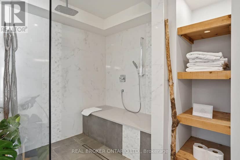 868 Danforth Place — photo 18 of 40