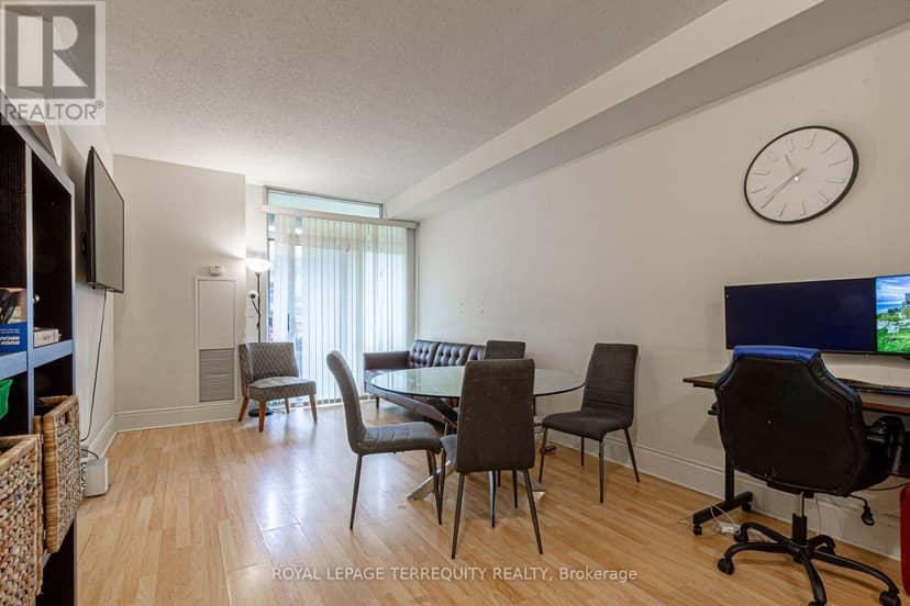 226 - 3888 Duke Of York Boulevard — photo 7 of 40