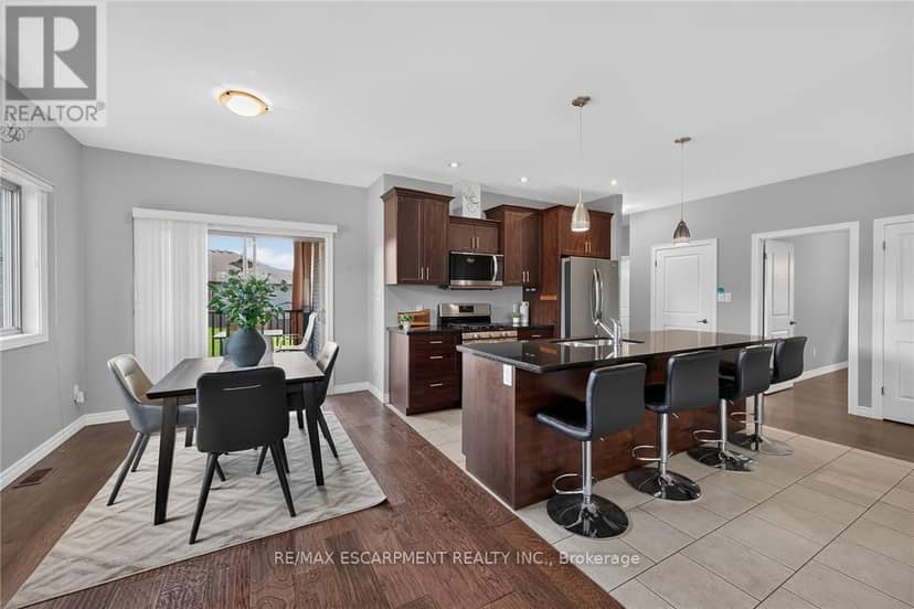 40 Trillium Way — photo 9 of 40