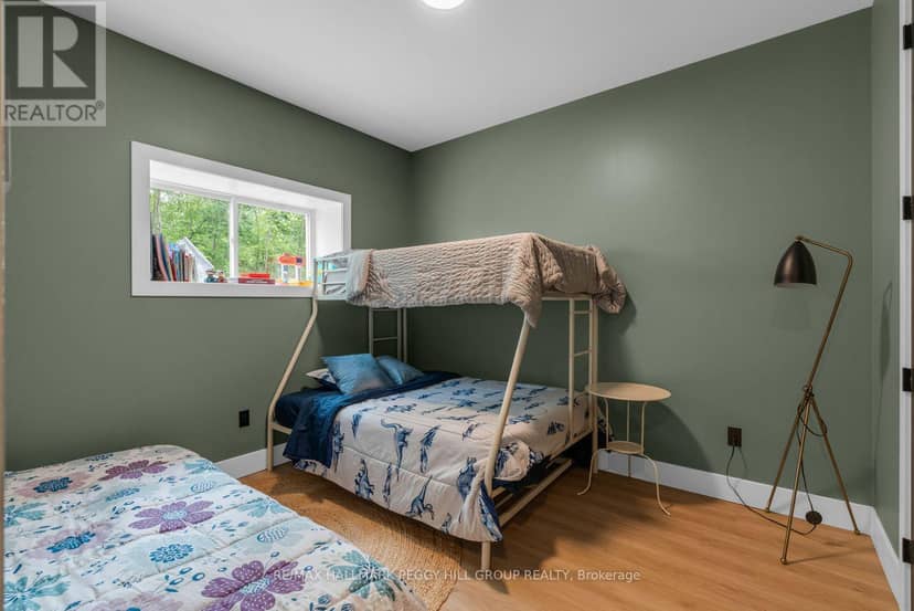 20 Hawkins Point Road — photo 16 of 32