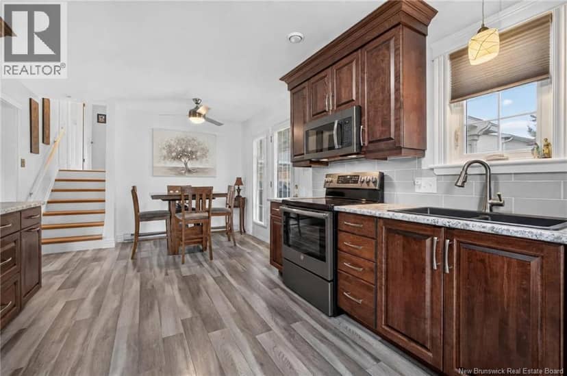 251 Hennessey Road — photo 4 of 37