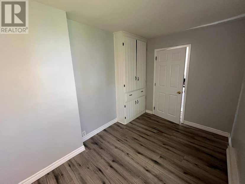 30 Boncloddy Street — photo 8 of 14