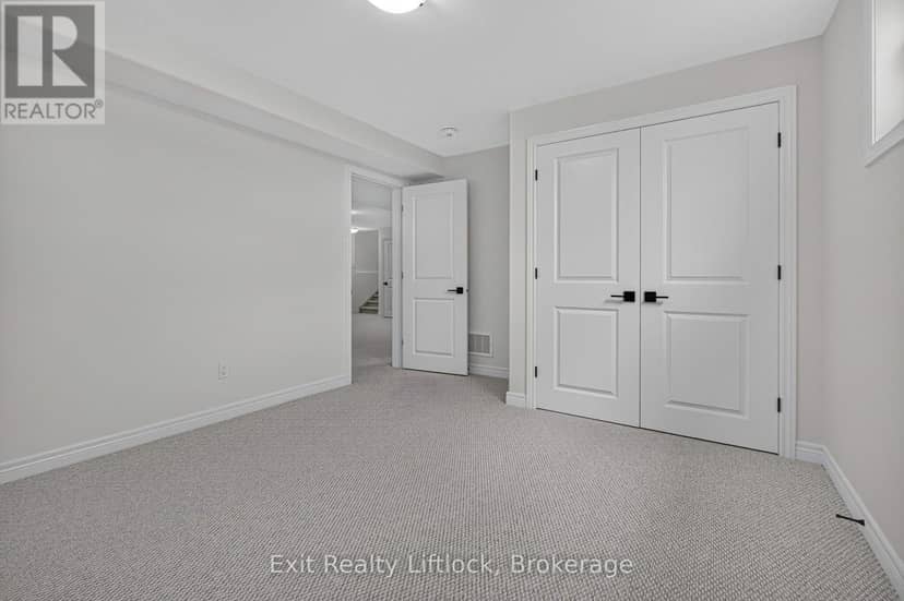 727 Latimer Way — photo 32 of 40
