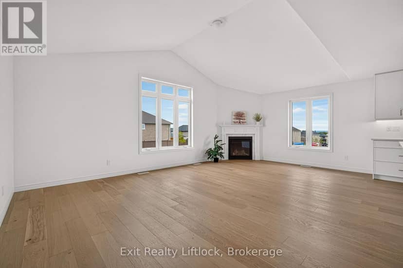 727 Latimer Way — photo 7 of 40