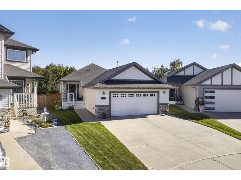 27 Silverstone Dr, Stony Plain, photo 5