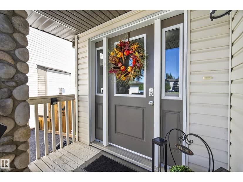 27 Silverstone Dr, Stony Plain, photo 6