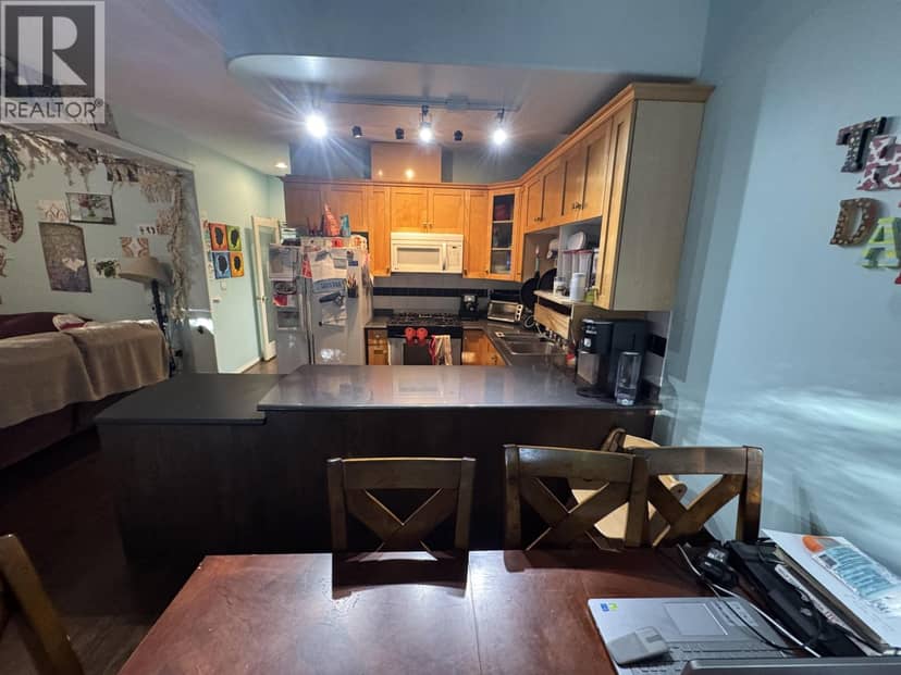 6693 CANADA WAY, Burnaby, photo 3