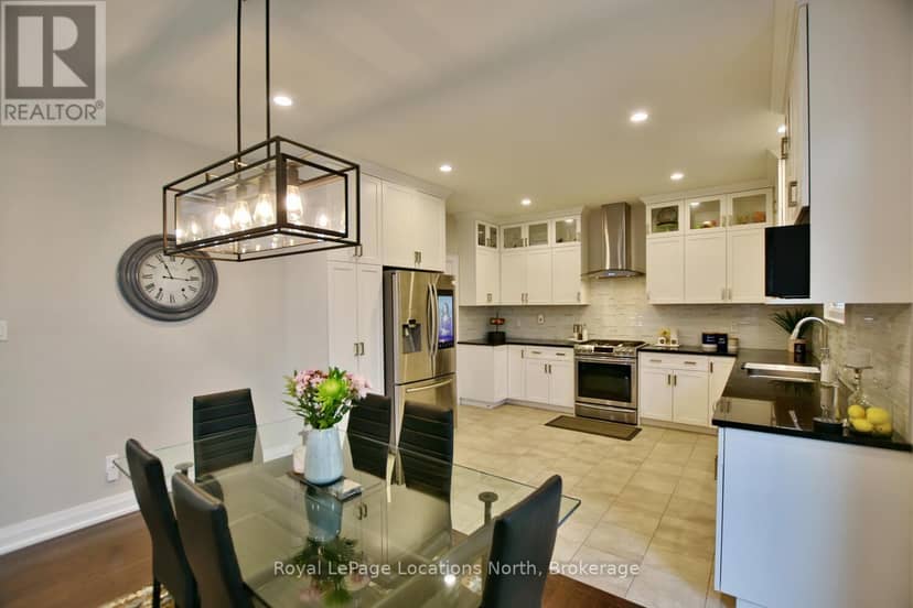 22 Portland Street — photo 16 of 40