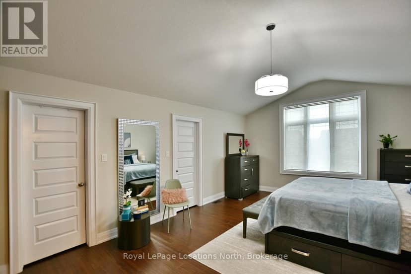 22 Portland Street — photo 27 of 40