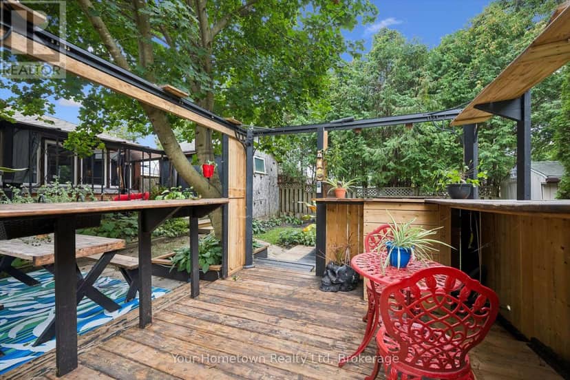 471 Garafraxa Street E — photo 36 of 40