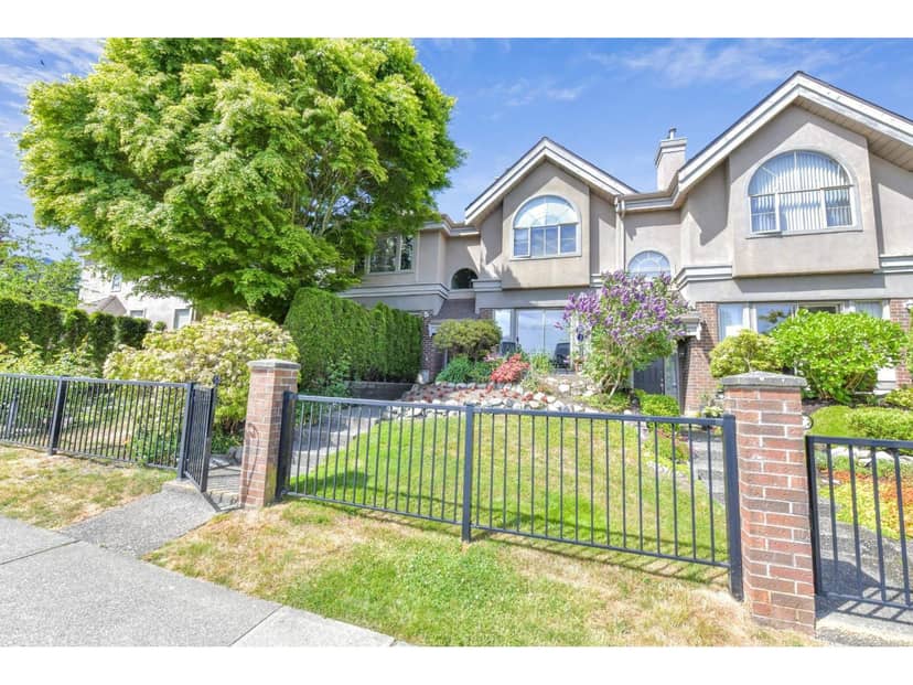15415 RUSSELL AVENUE, White Rock