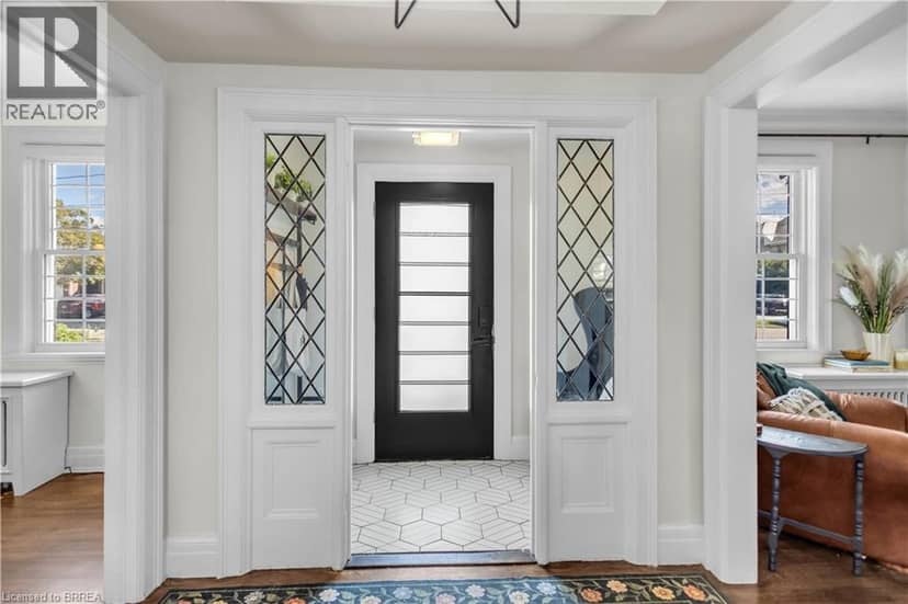 11 HAWARDEN Avenue, Brantford, photo 3