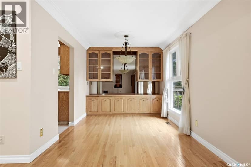 66 Leslie Place — photo 18 of 40