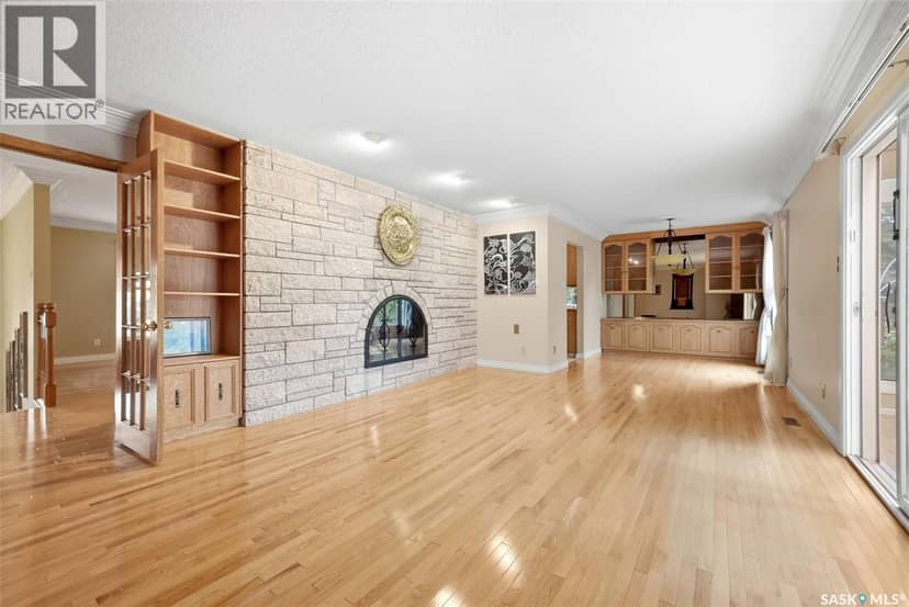 66 Leslie Place — photo 15 of 40