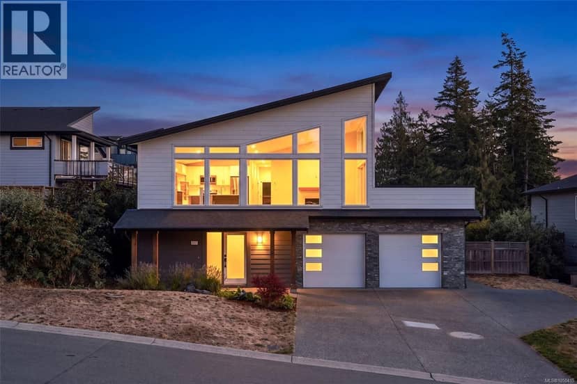 2211 Winfield Dr, Sooke