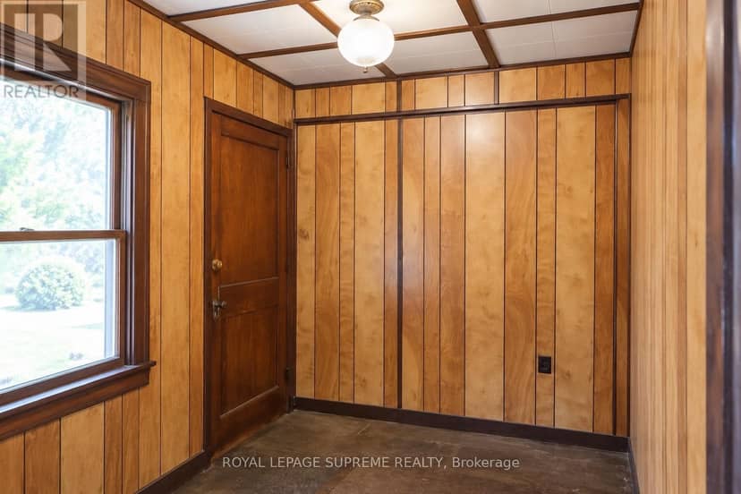 48 Mould Avenue — photo 3 of 21