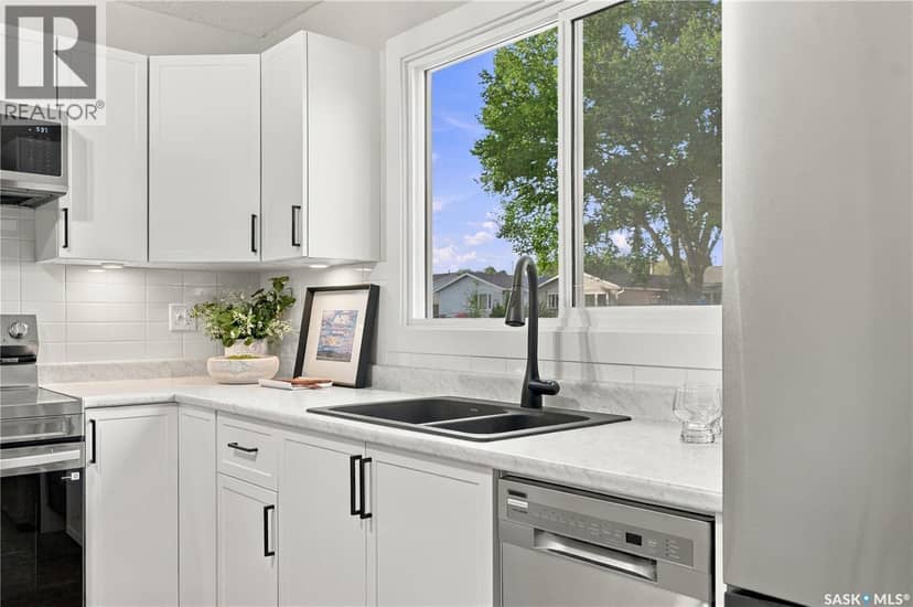 3303 Miyo-wâhkôhtowin ROAD — photo 10 of 36