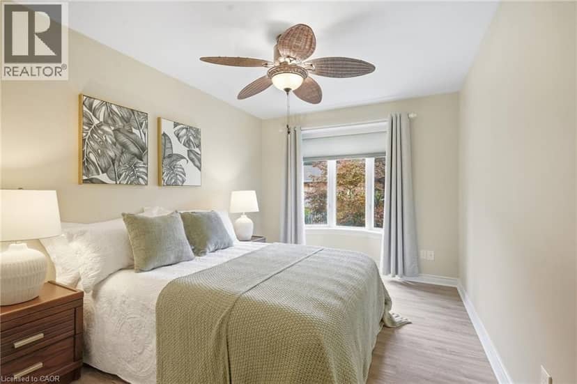 39 ROSEMOUNT Avenue — photo 21 of 40