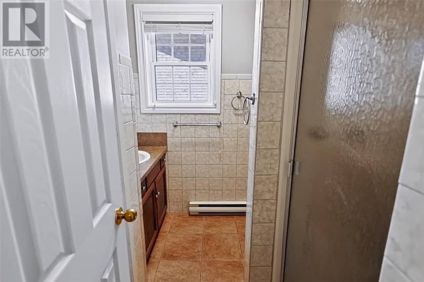 56 Silverbirch Crescent — photo 35 of 40