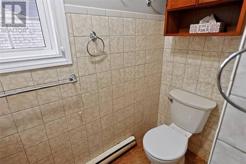 56 Silverbirch Crescent — photo 37 of 40