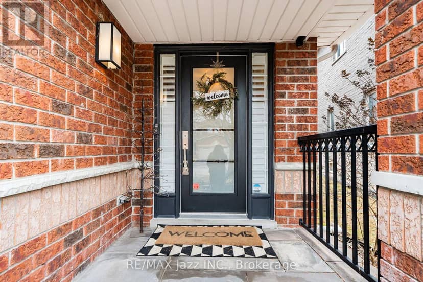 550 Bert Budd Avenue, Newmarket, photo 3