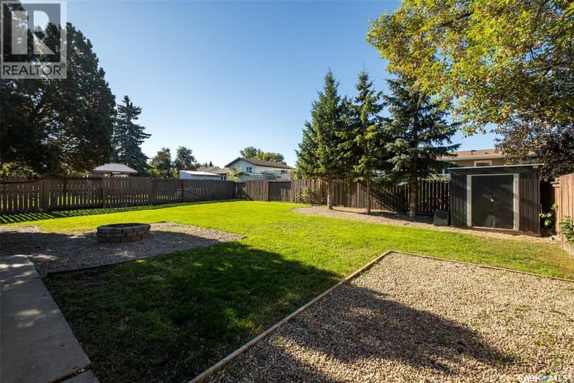 3035 Dunn DRIVE — photo 35 of 40
