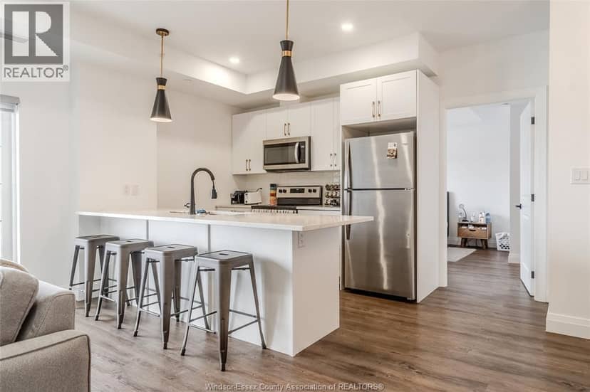 3817 Howard AVENUE Unit# 404 — photo 4 of 18
