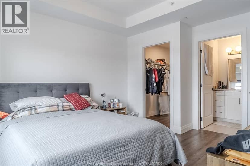 3817 Howard AVENUE Unit# 404 — photo 8 of 18