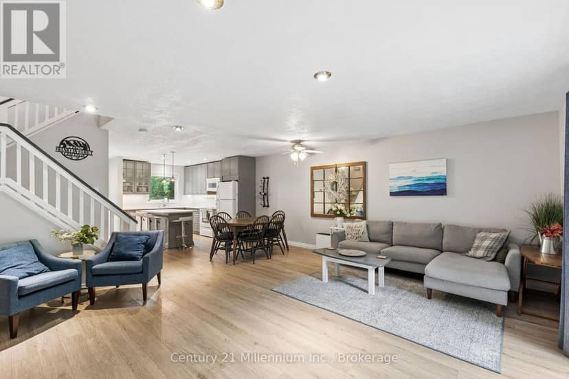 156 Escarpment Crescent — photo 14 of 40