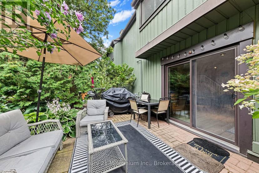 156 Escarpment Crescent — photo 29 of 40
