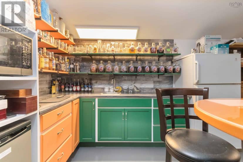 16 Valerie Court — photo 26 of 40
