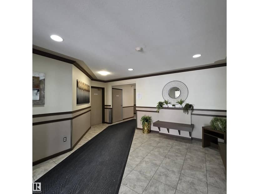 #201 17467 98A AV NW, Edmonton, photo 3