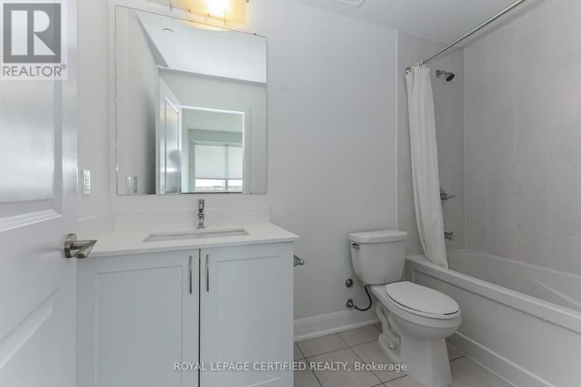 711 - 4700 Highway 7 — photo 16 of 31