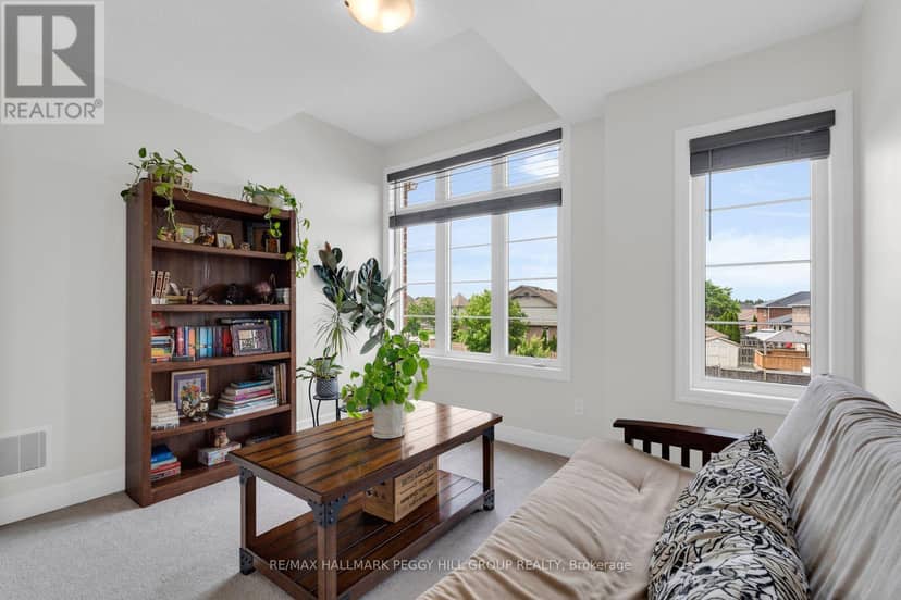 15 Wagner Crescent — photo 17 of 27