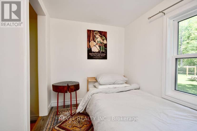 39 Domar Road — photo 18 of 32